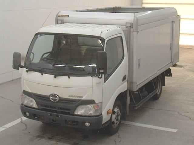 2013 Hino Dutro